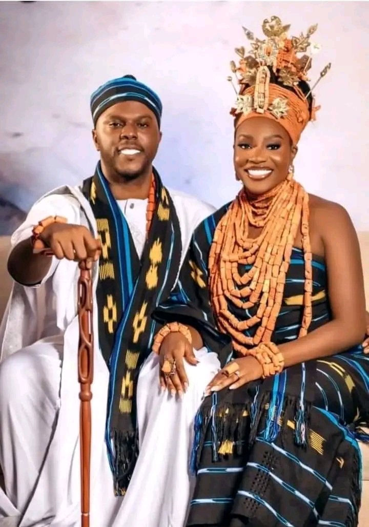 adedayo_viktor's tweet photo. The Akoko-Edo and Akoko-Ondo communities are both part of the Edo ethnic group. Unfair land demarcation and politically motivated state creation led to the separation of these siblings.

Awolowo, the greedy politician, is the main problem here. Akoko was once a united community. https://t.co/PvsSd0tRws