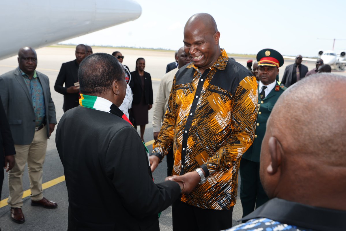 edmnangagwa's tweet photo. I am honored to have arrived in Sofala Province, where I was warmly welcomed by my brother, His Excellency President Daniel Chapo. 

Together, we are stepping into a defining moment for our two nations and the wider Southern African region. https://t.co/44Xv40x48Q