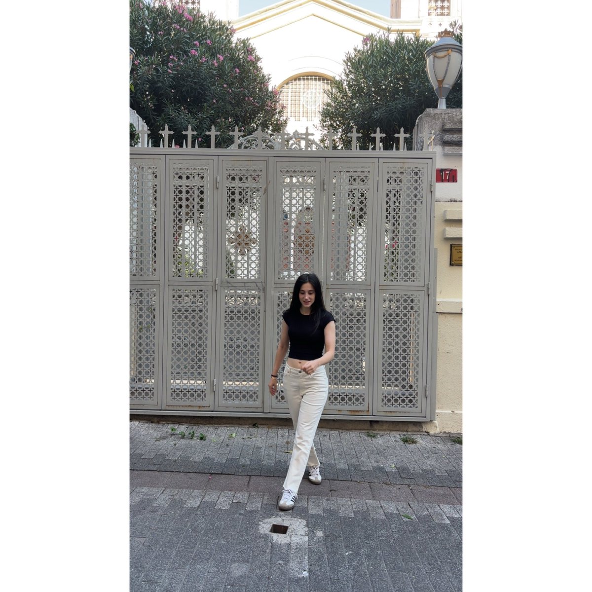bsylmazz's tweet photo. ���🎈

#Kadıköy #istanbul https://t.co/qUJ6hs55Iq