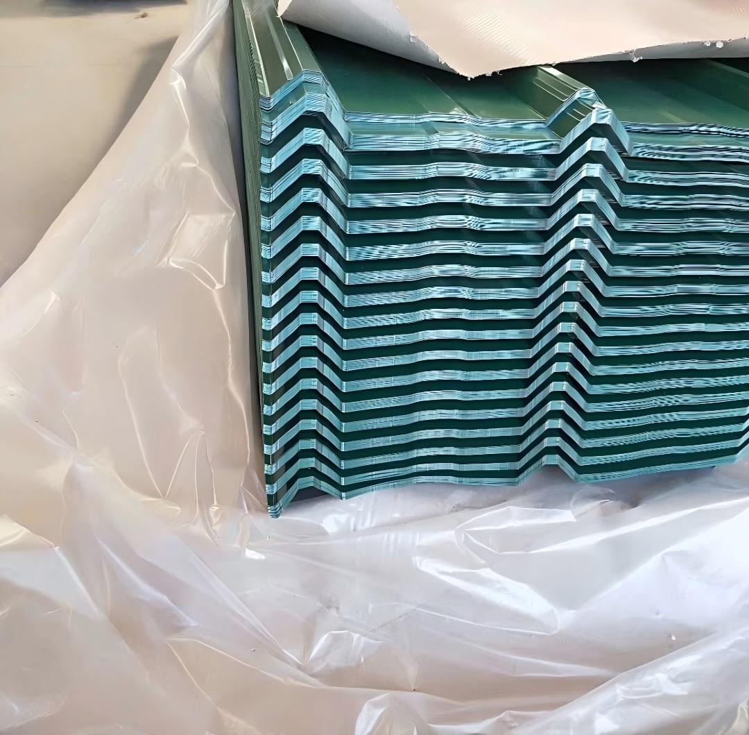 Lironmetals's tweet photo. Green PPGI corrugated steel sheet 🟢
Neat profile, smooth glossy surface ✨
Anti‑corrosion &amp; long service life, custom sizes supported 🎨
🔗 https://t.co/A2H1jKZdCb
#PPGI #corrugatedsteelsheet #colorcoatedsheet #roofingsheet #buildingmaterial #steelmanufacturer https://t.co/4LLa97y1am