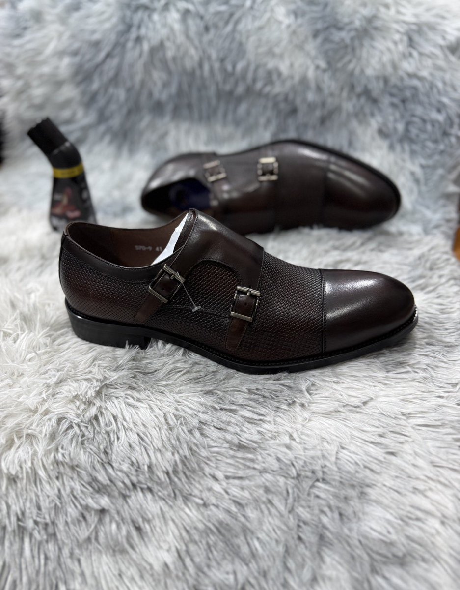 Naberzshoes's tweet photo. Gentle shoes
Size :38 to 46
WhatsApp on +256 751902113 for deliveries.
Price :165000ugx
#Nabershoes https://t.co/9WjS85Ubmb