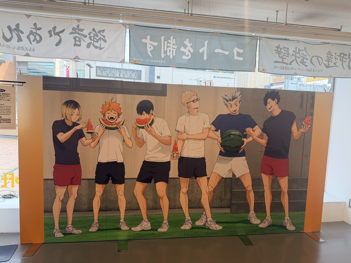 hy_yattt's tweet photo. 혹시 센다이에 오시면 그냥 가지 마시고 건너편 로프트오세요 로프트 로프트 로프트!!!!!! 입장과 동시에 우리 아이들이!!!! https://t.co/n2336ZiVWX