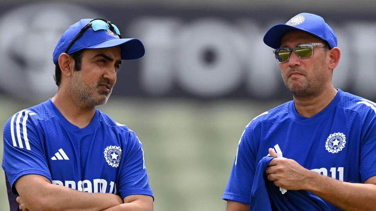 CricketCentrl's tweet photo. ��� GOOD NEWS FOR INDIA - GAMBHIR-AGARKAR COMBINATION CONTINUE 🚨

- A group of the BCCI are happy with Ajit Agarkar and Gautam Gambhir work. Duo set to continue their tenure. [Abhishek Tripathi] https://t.co/y3RGo4bwfG