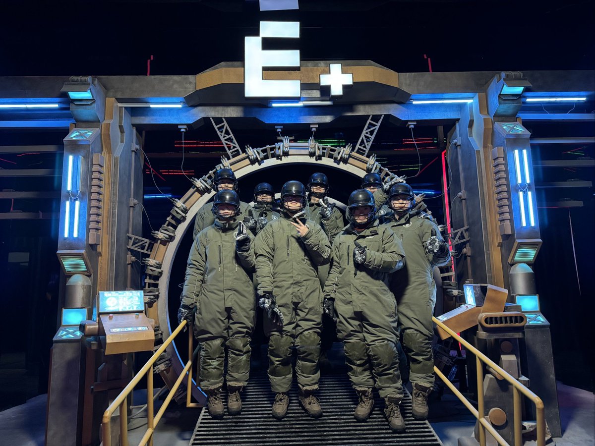 Rahul24368566's tweet photo. Just escaped a zero-gravity space-themed escape room—solved the star map puzzle 2 mins before the alarm blared  Who’s challenging my escape record， https://t.co/w4jzZvtfs5