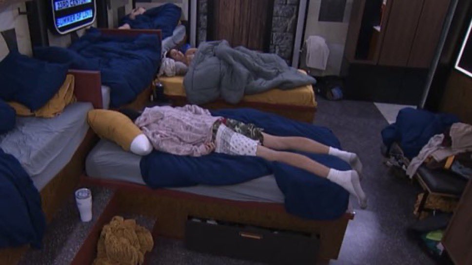 _jetpckblues's tweet photo. barrett genuinely sleeping like this every night is frying the fuck out of meksnsjdn #bb28 https://t.co/kF8rV1qmWM