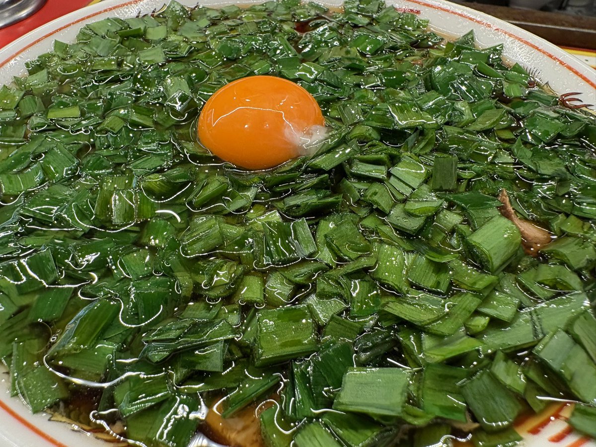 deepvalleytxt's tweet photo. 御茶ノ水満腹のニラそばとミニ純レバ丼
すっかり行列店になって足が遠のきましたがやっぱり美味いですな https://t.co/rjTHGhlNM9