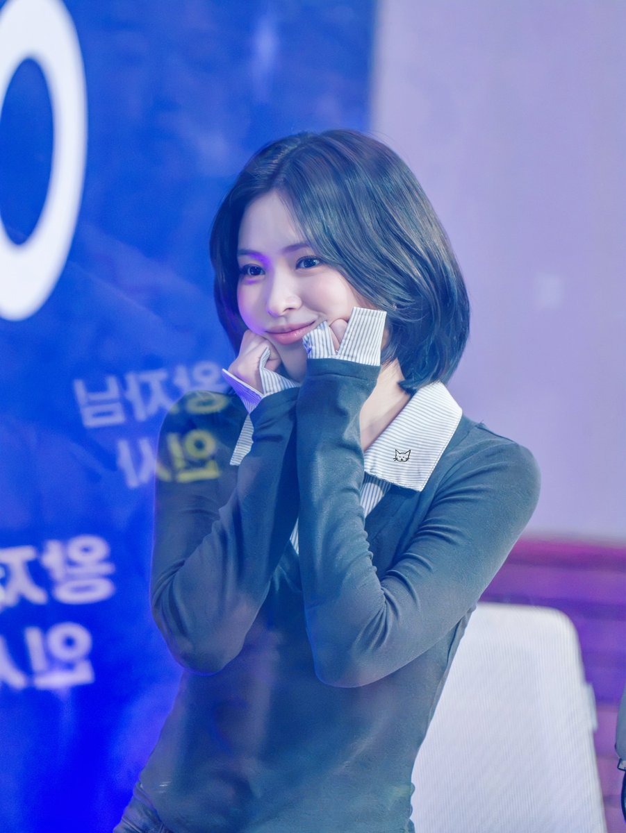 ILRyujin17's tweet photo. 260901 Idol Radio

#ITZY #있지 #RYUJIN #류진 #リュジン #申留真 https://t.co/uzqIH33Ucj