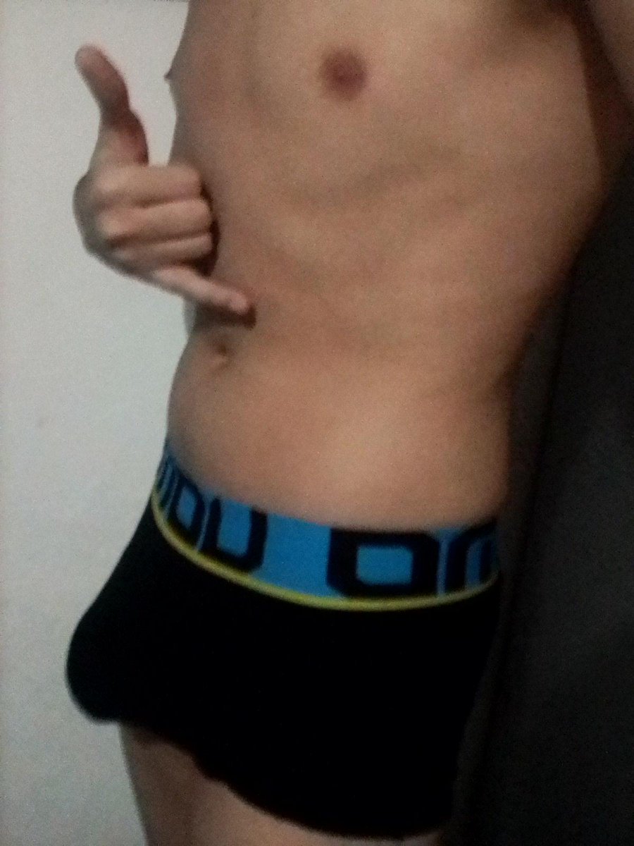 Lector_Activo19's tweet photo. Creo que C y E, pesado y apretado estirando todo 😋 https://t.co/CxTJpl4hIz