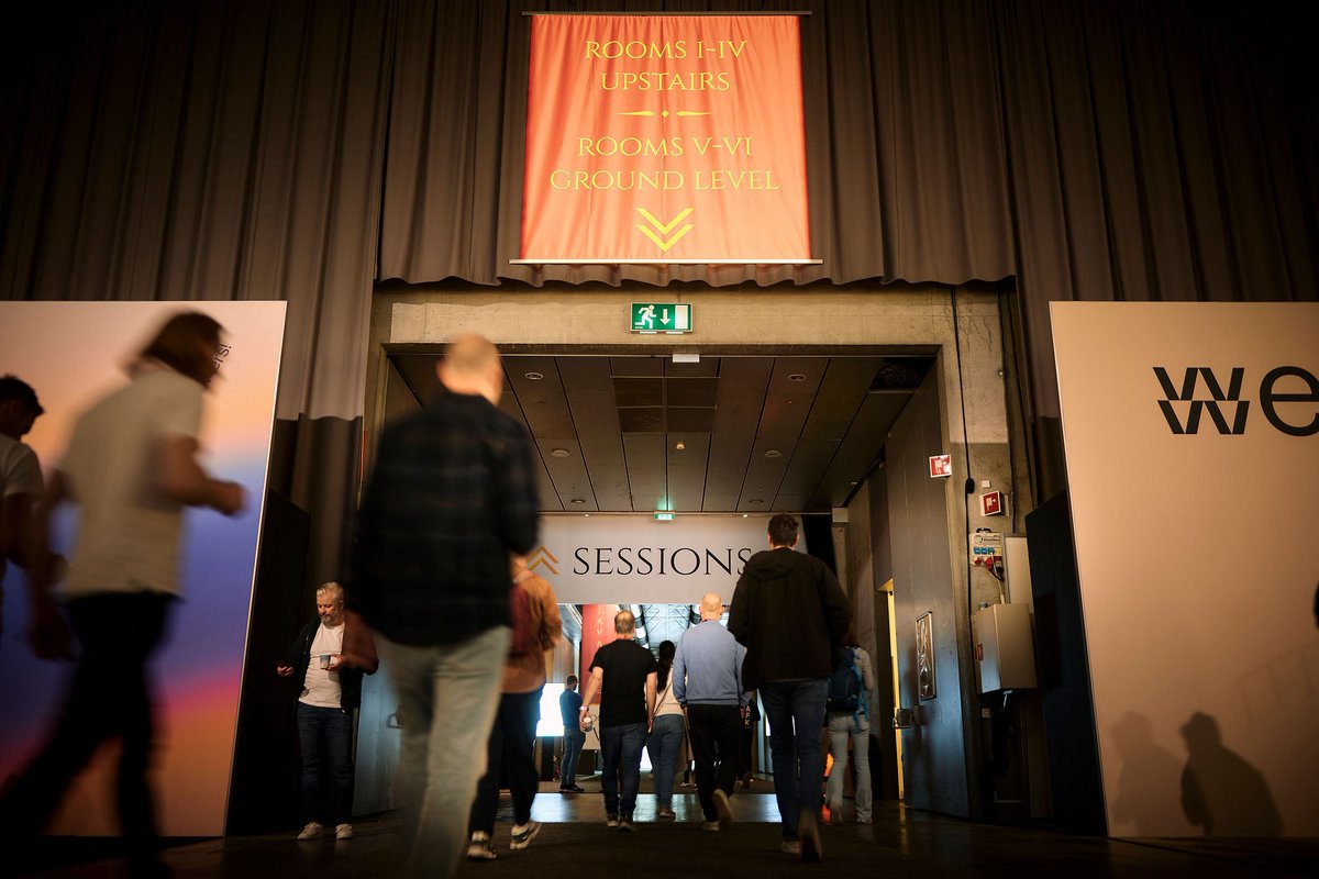 javazone's tweet photo. And we’re off - welcome to JavaZone! 🎉

👁️ Keep an eye on the info page and the screens around the venue for updates. 
❓ Need anything? Find a JavaZone crew member or ping us here. 

Above all: enjoy! 

#JavaZone #javazone2026 https://t.co/qwluvoCv4i