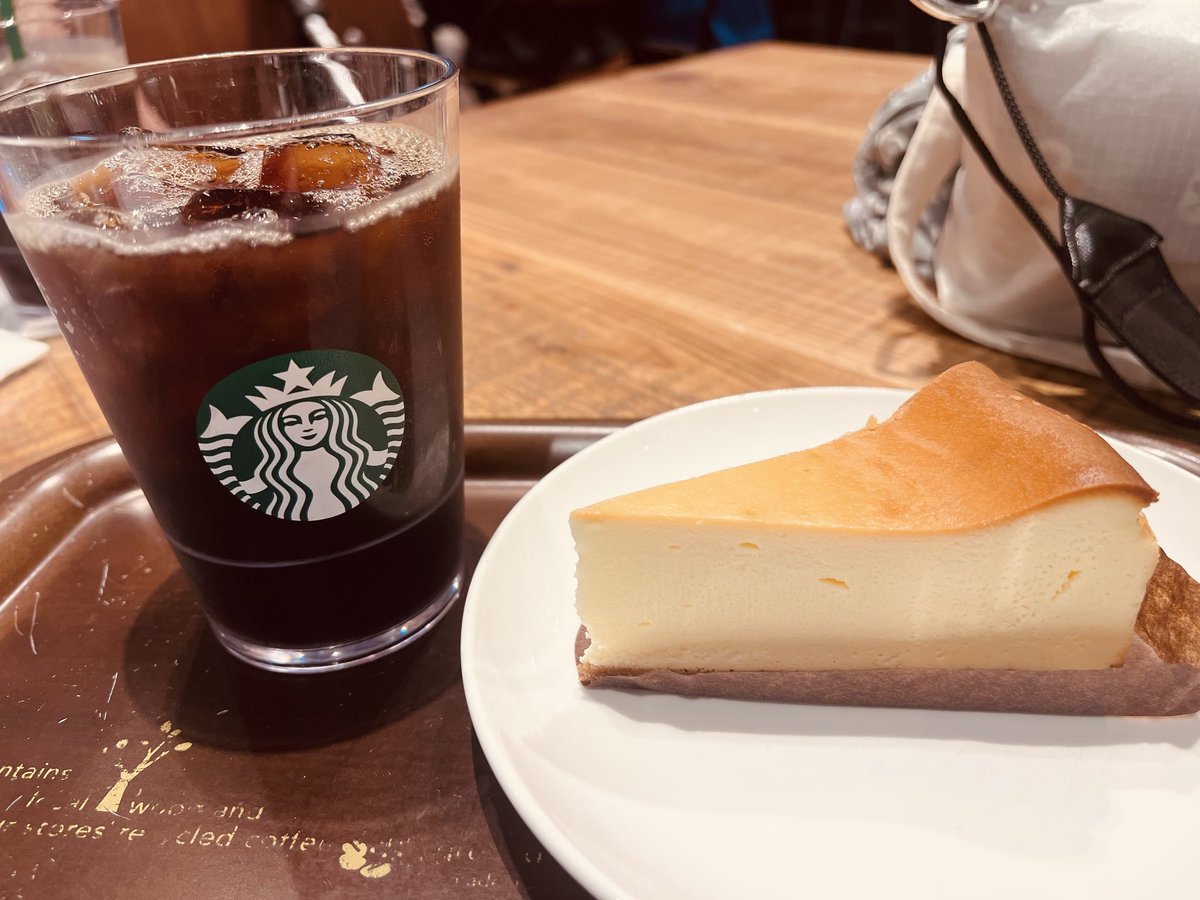 usajiii_'s tweet photo. 15時オヤツタイム
主人の体調良！
今月から自分の調子を上げていきたい
ウォーキングからリスタート https://t.co/rGh4UBiGhf
