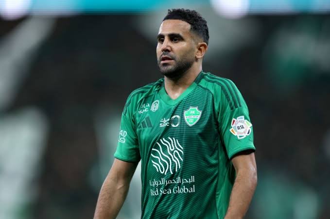salem90913's tweet photo. 🔴🔴عاجل....

رجعوا لنا رياض مامعنا وقت 
الاهلي يرجع بطل
ولدنا ونعرفه وغير مرتبط بنادي اعطوه اللي يبي بس هاتوة  وهات محور عالمي ومدرب عالمي 
#الاهلي 
#طرد_اللجنة_التنفيذية_بيدرو_مطلب https://t.co/ufSVynUxNo
