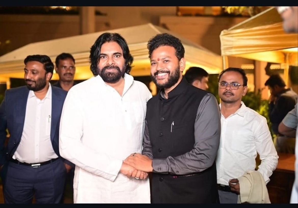 RamMNK's tweet photo. Heartfelt birthday wishes to @PawanKalyan Garu! May God bless you with good health, happiness and many more beautiful years ahead. 

Warm wishes to all the fans and followers celebrating Pawan anna’s birthday with so much love and enthusiasm across Andhra Pradesh! https://t.co/znWwGEDBvN