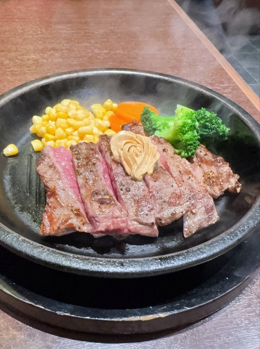 NoiR__y's tweet photo. ��🥩🍴 https://t.co/LINuLJSs0R