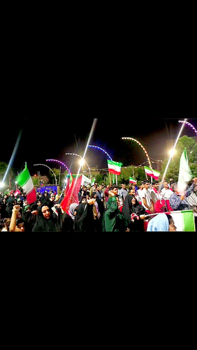 miss_m_17's tweet photo. برای ایرانِ فردا، باید از امروز تمرینِ اقتدار کرد.
«میدان یار» امیدی است که در دل جامعه برای رسیدن به قله‌ها جوانه می‌زند.
#میدان_یار https://t.co/tuRhOzR7yd