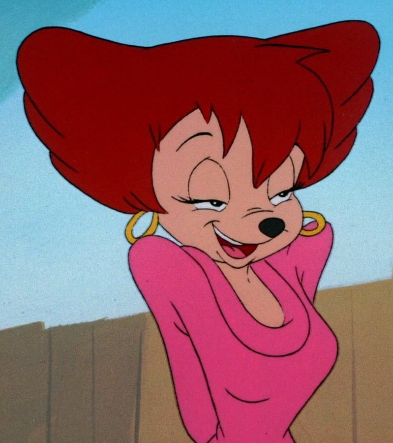MilfyPeg's tweet photo. The face she makes when she loves being flirted by someone else other than her husband https://t.co/iXVGuWBBBd