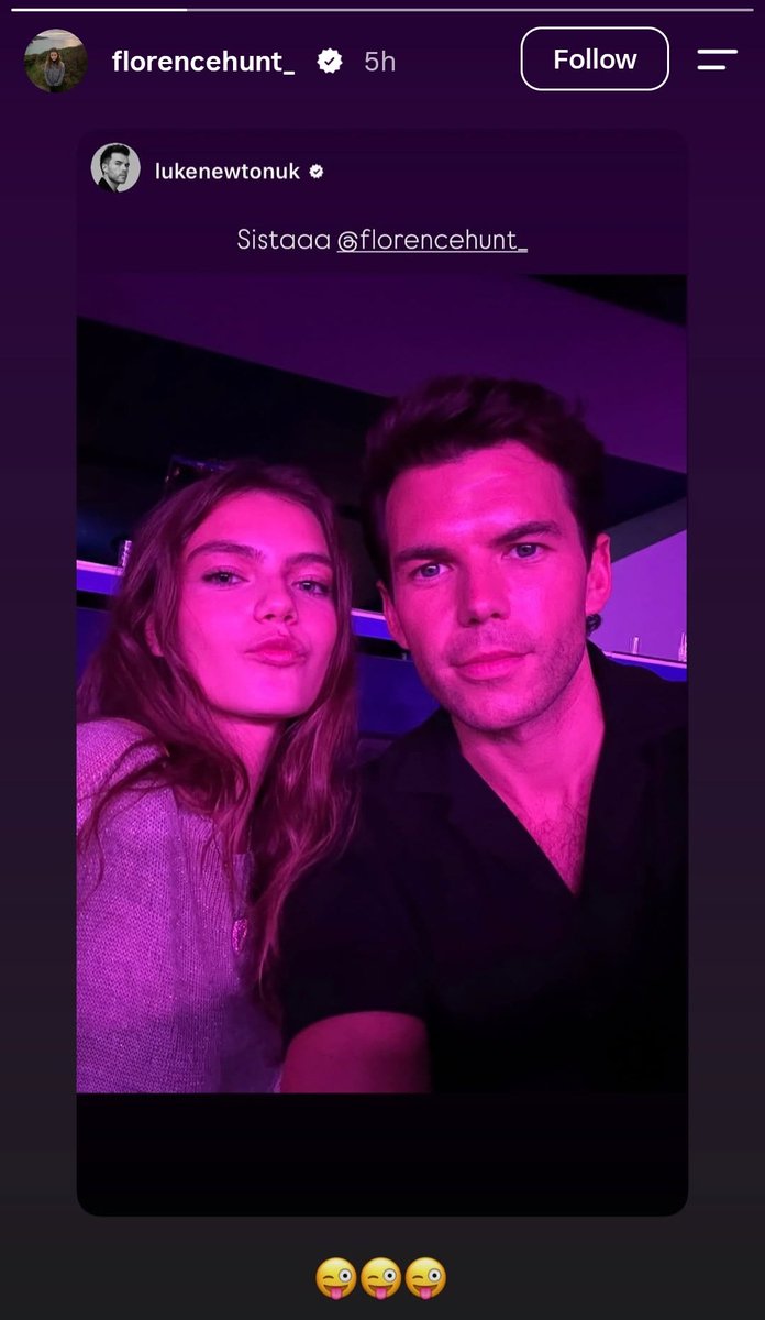 LukeyNewtsVibes's tweet photo. Babyboy #LukeNewton attended Ariana's show w/his brainless leech Toochie! (she HAD to post a storie at the same time) Finally he got an invitation to something after so much time!
Don't be retarded, boy! Keep Florence AWAY of your #FameSeeker #4EverWannabe.
#FakePeople #Himbo https://t.co/0oWYg0pIBn