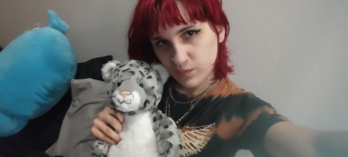 gwenjamjam's tweet photo. New shirt and leopard build a bear from goodwill todayyy https://t.co/RkIfJW42Wh