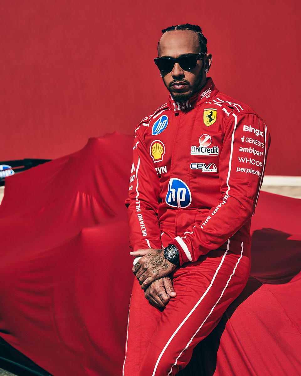 Davidebatti7's tweet photo. Lewis Hamilton versione Monza 2026.
Quanto mancava la scritta Ferrari sull’allettone?
Solo per questa gara ma godiamocelo e speriamo di vederlo in testa.
Forza Ferrari ❤️
#ferrari #f1 https://t.co/seaLiFA381