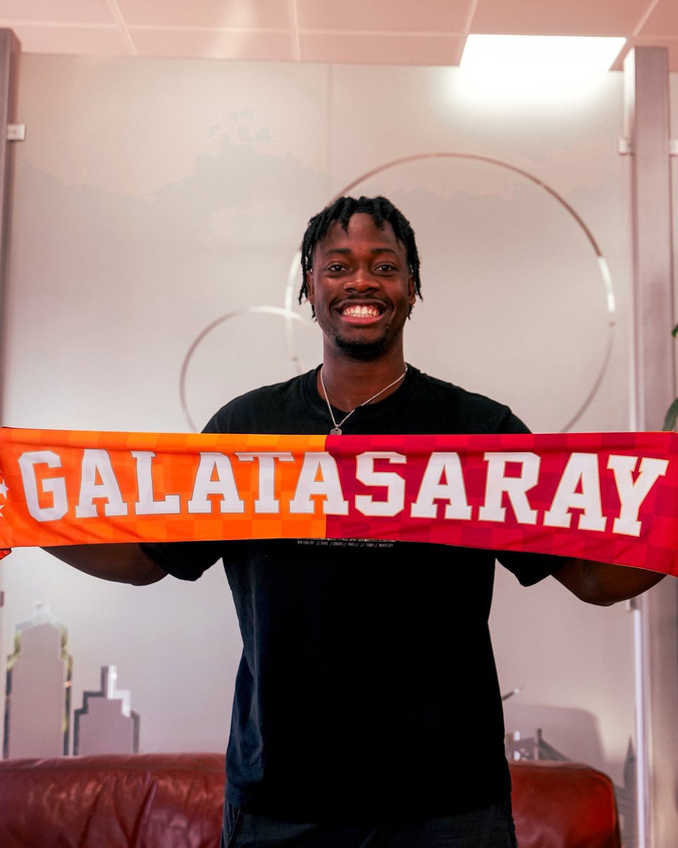FEPELPATRON's tweet photo. Hoş Geldin Bitshiabu Allah Utandırmasın Çok İyi Dönem Geçirip Opsiyonunun Kullanılıp Galatasaray ımızın 10 Yıl Stoper Sorunu Çekmez İnşallah.. https://t.co/Hw8mqxFahU