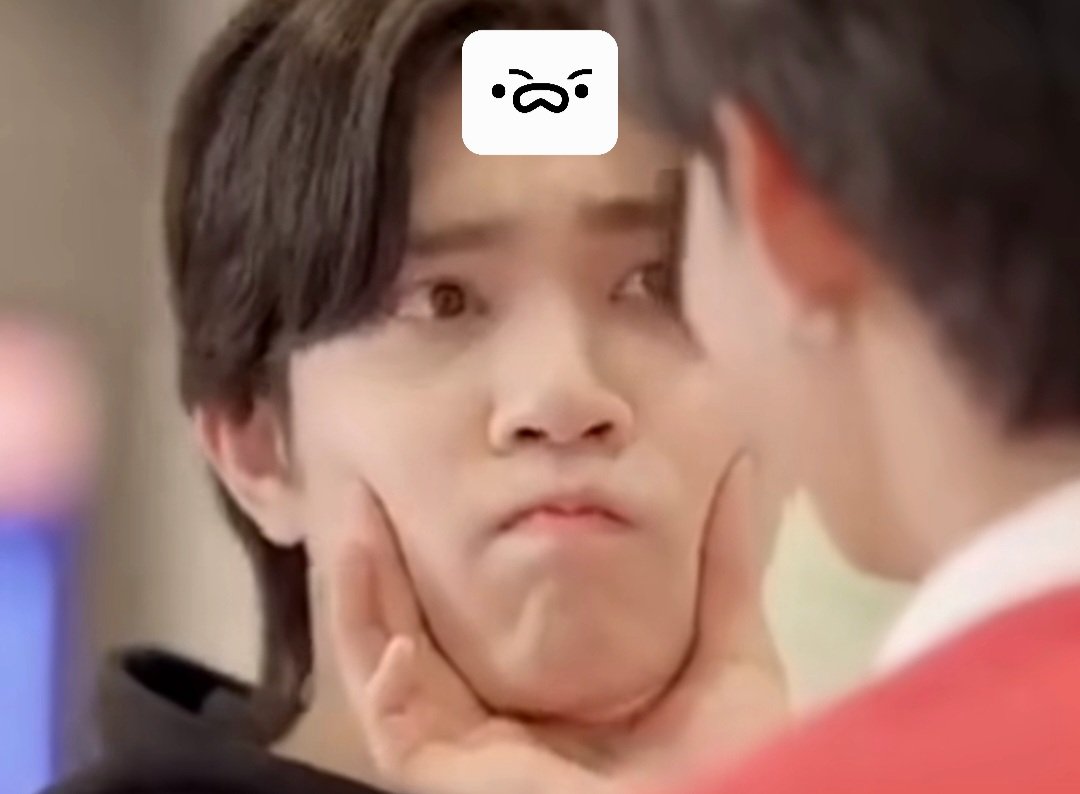 xixiYIM's tweet photo. tutor, how it feels when you have two sulky cats? 😅

#tutoryim #tutorkrp #mynameis_yim https://t.co/1dmyBOiTZl