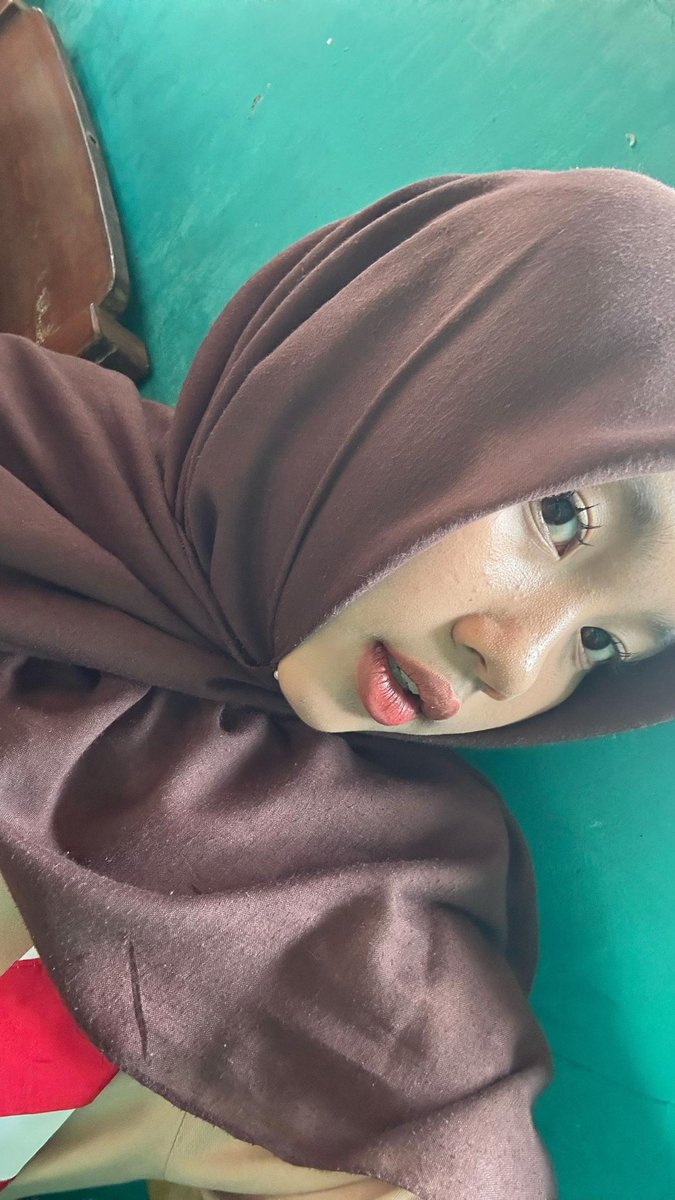 mmmkl1826's tweet photo. enak cipokan sama pejuhin muka dia https://t.co/WMaxzWRm5C