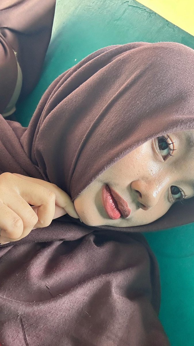 mmmkl1826's tweet photo. enak cipokan sama pejuhin muka dia https://t.co/WMaxzWRm5C