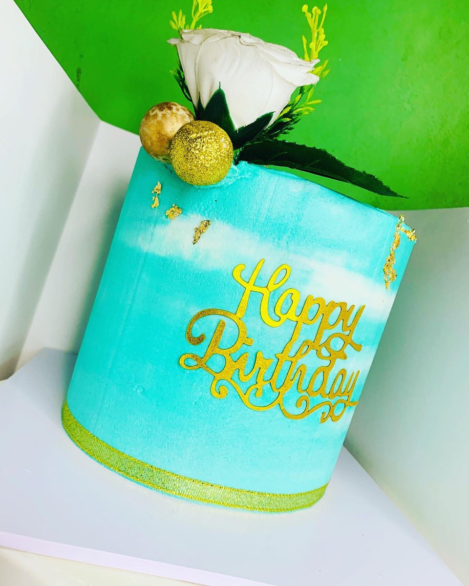 jadesola_niyi's tweet photo. Day 2 of posting my business .

Hi, I am Jades cake, a baker in the city of Ibadan !!!

Cake desc 
6” 2 layers 

Please patronize and repost my business. https://t.co/TUbwDV2aMF