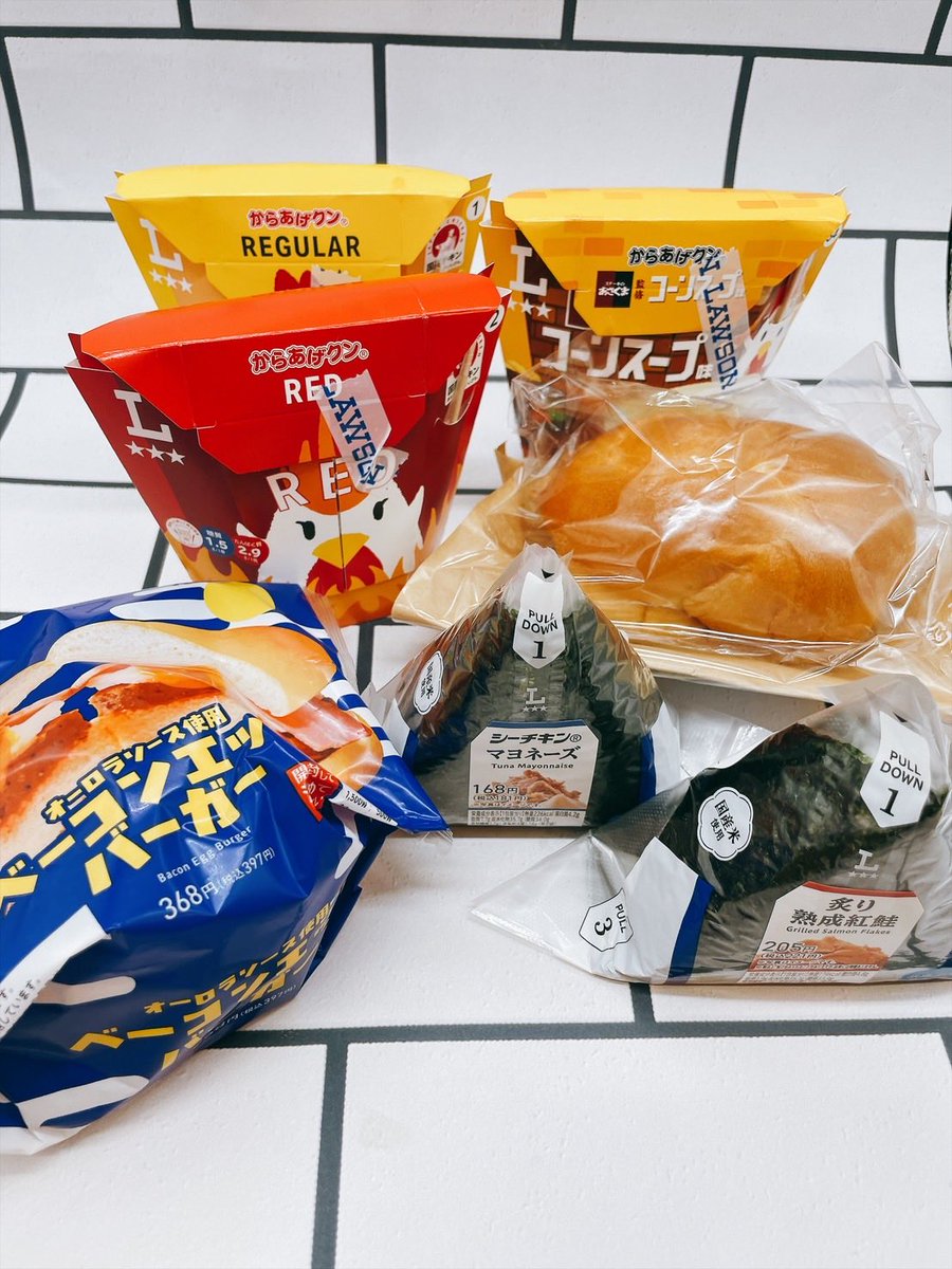 nanaskew's tweet photo. 9月2日ナナカフェ栄店今日もおやつ用意しです！男性来てますが女性少ないので是非ご来店下さい！お迎えサービスもありますよ https://t.co/9mga1LBKmo