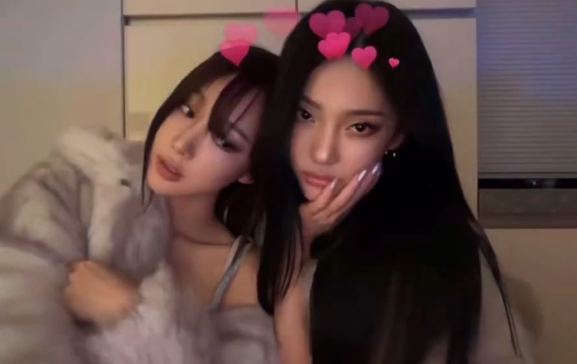 hoqisev's tweet photo. never beating the girlfriend allegations loml ningselle https://t.co/pcK3j6KVQb