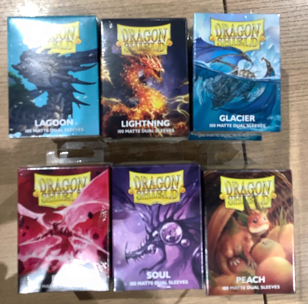 ドラゴンシールド　まとめ売り TSUTAYA BOOKSTORE 水口 on X: 