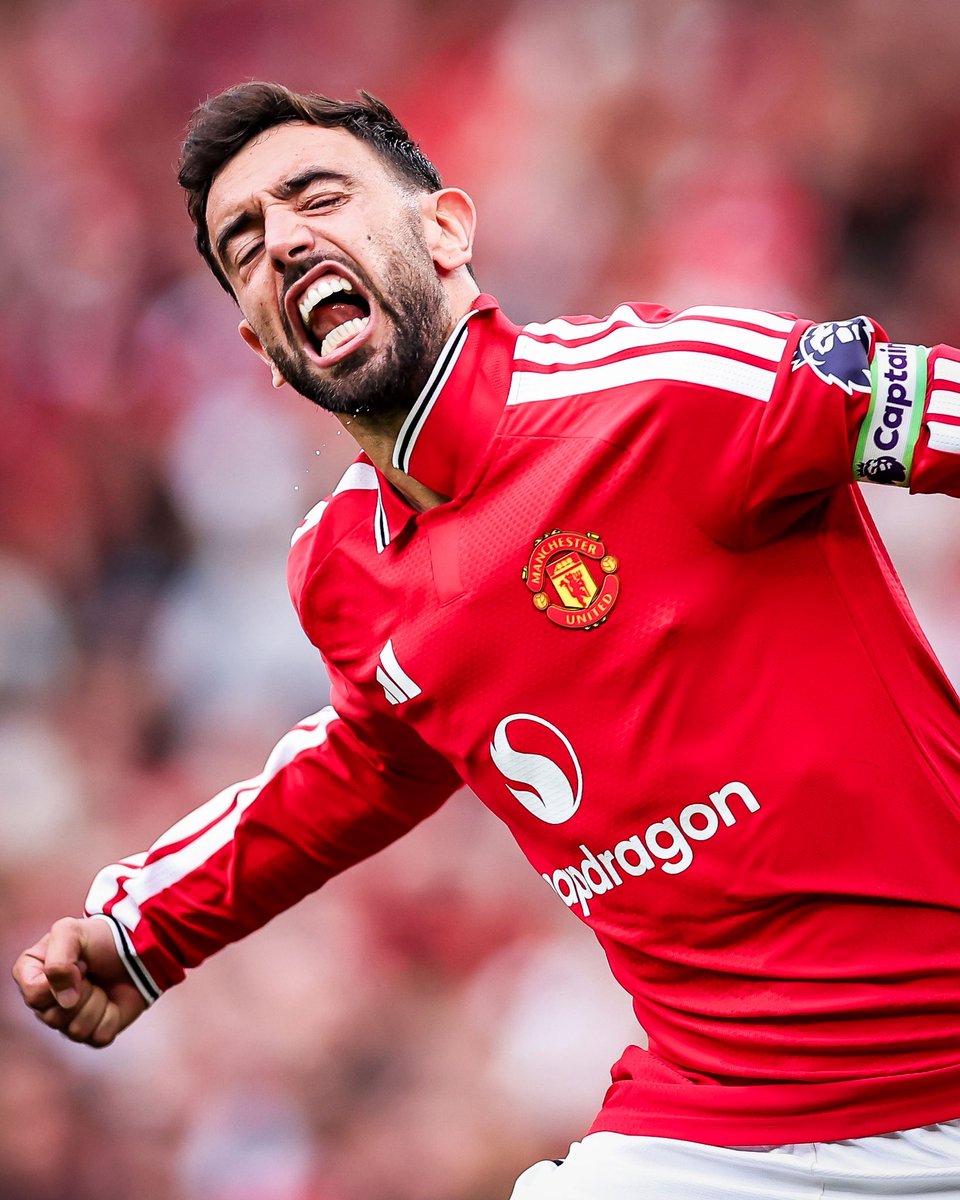 centregoals's tweet photo. 🚨🚨| JUST IN: Manchester United have offered Bruno Fernandes a contract 𝐄𝐗𝐓𝐄𝐍𝐒𝐈𝐎𝐍 until 2029. 📝🇵🇹

[@NicoSchira] https://t.co/hxX0HaxI9e