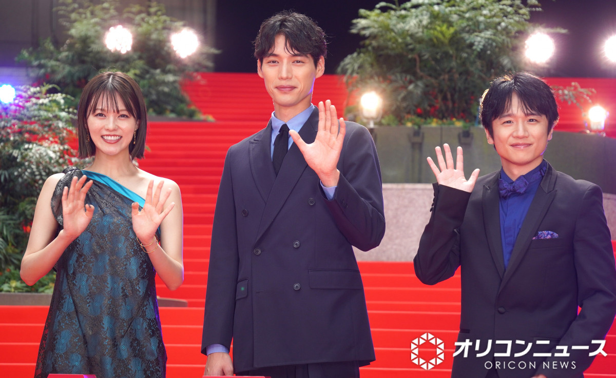 oricon's tweet photo. 日テレ初のドラマ合同イベント
豪華キャストがレッドカーペットに集結❗️
⠀
大泉洋、チ・チャンウク、今田美桜、福士蒼汰
伊藤沙莉、山下智久、志田彩良、風間俊介
https://t.co/twtHAtDErT

水曜ドラマ『メリーベリーラブ』
土曜ドラマ『俺たちの箱根駅伝』
日曜ドラマ『ハイド＆シーク 0秒前の彼女』 https://t.co/ashr72g4NA