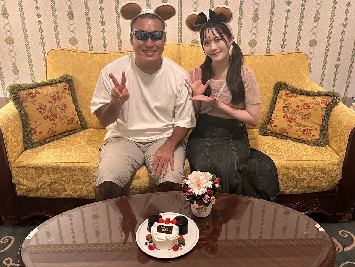 TeamTemaki's tweet photo. 44歳、最高のお誕生日会だった。。。
これから恩返ししなければ💪 https://t.co/orIOjg0tEP