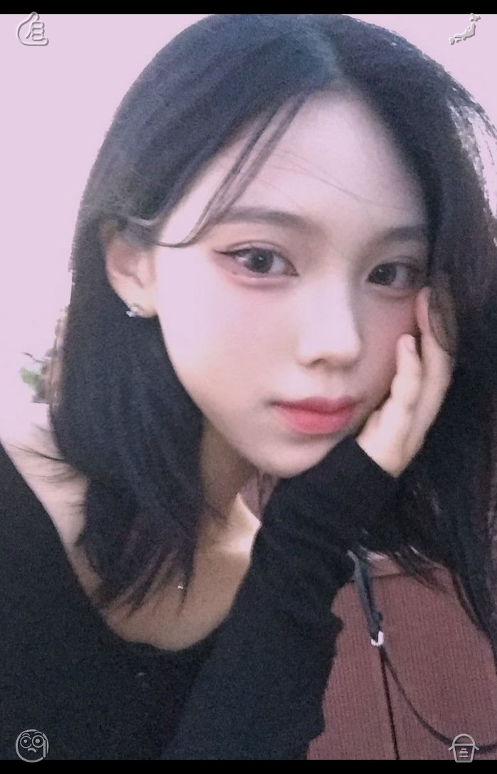 ai_____0314's tweet photo. 😚The line keeps moving, and so do we—another productive day in the books! Real confidence isn’t born from natural gifts; it’s forged one small win at a time. Take each routine task seriously, and you’ll craft an inner strength that nothing can shake. https://t.co/2D2TwOmtwW