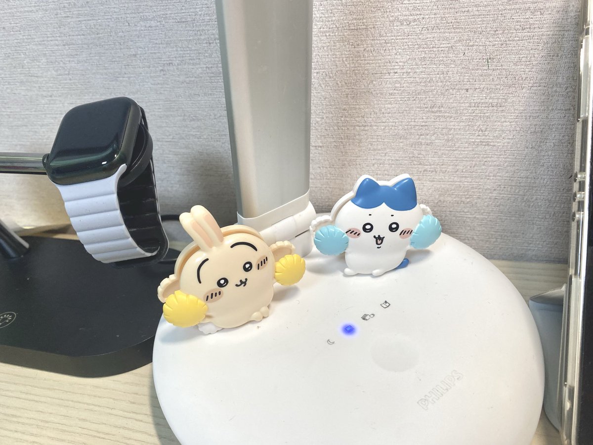5temperatureww's tweet photo. 스탠드에 올려놈 이 집게 가챠 일본 가서 종류별로 다뽑아왓음 (시사 5개나뽑음… 하치와레 2개!!) https://t.co/fXQKPIvkhl