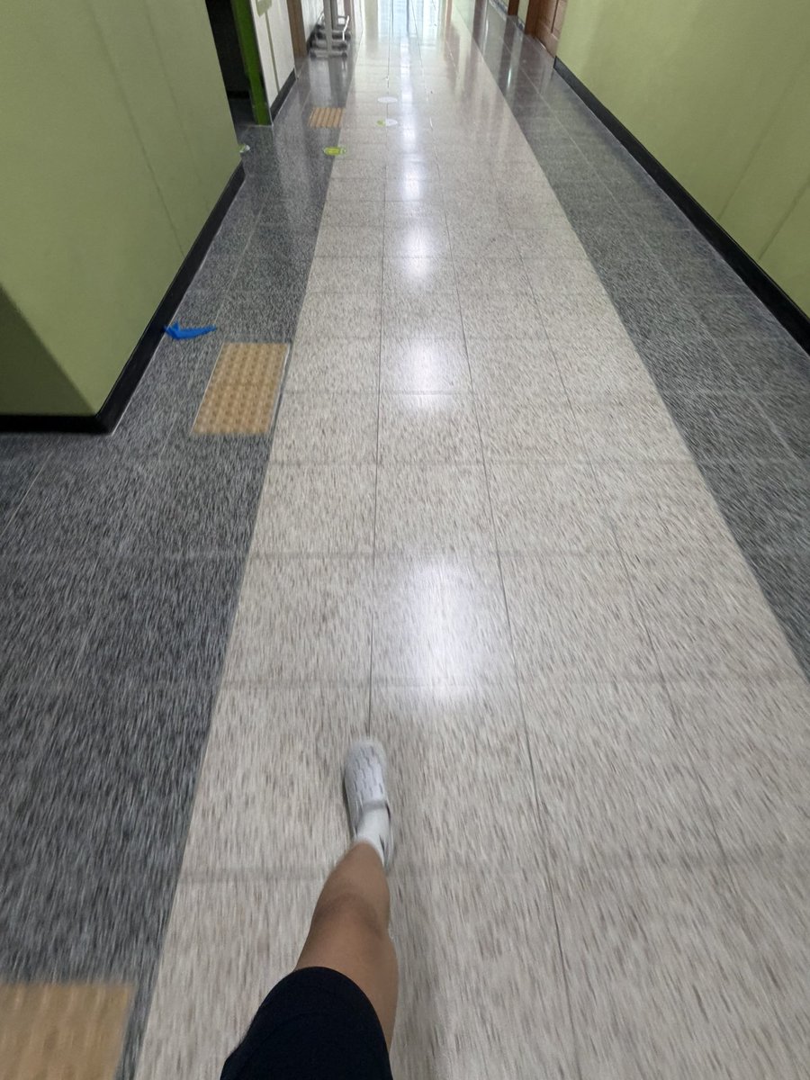 _ynsoe's tweet photo. 생교위5시간나온거채워야되서이거다치워야됨씨발ㅗ https://t.co/stft8GZJLZ