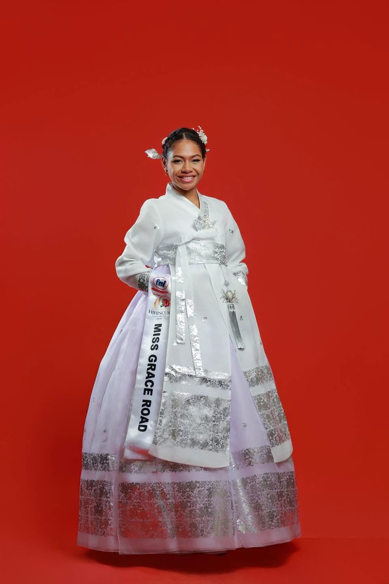 romeofiji's tweet photo. This was the best Asian Night look 🌸 https://t.co/tG37cEiT7y