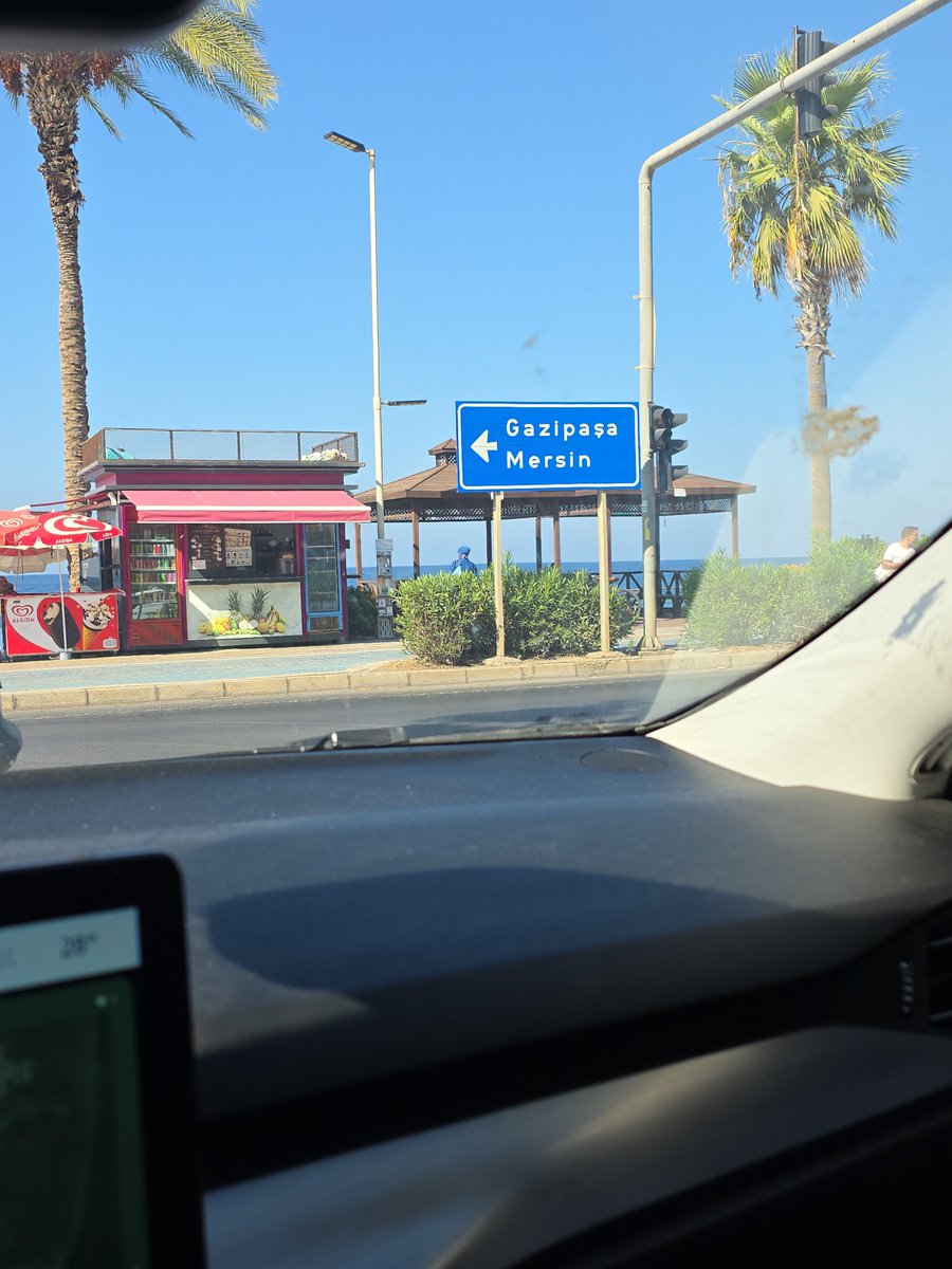 met_0707's tweet photo. Misafir kabul edermisin #Mersin #pozcu #mezitli #erdemli https://t.co/Uon9XeJ34s