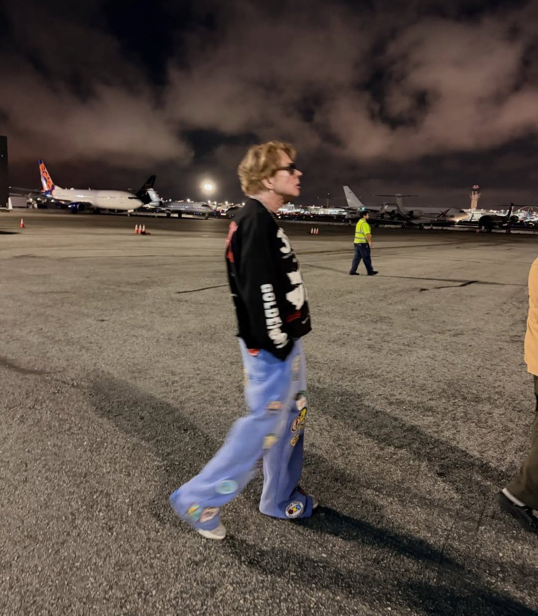 Axl_rose_jr's tweet photo. https://t.co/KOCcTPH8Dk