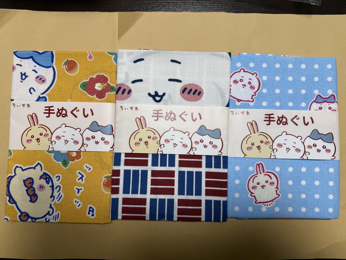 ingaphoenix's tweet photo. ちいかわ手拭い到着。ちいかわマーケットでは品切れだけどKAWABEのサイトからならまだ買えます。 #ちいかわ https://t.co/Q9p7u0WLag