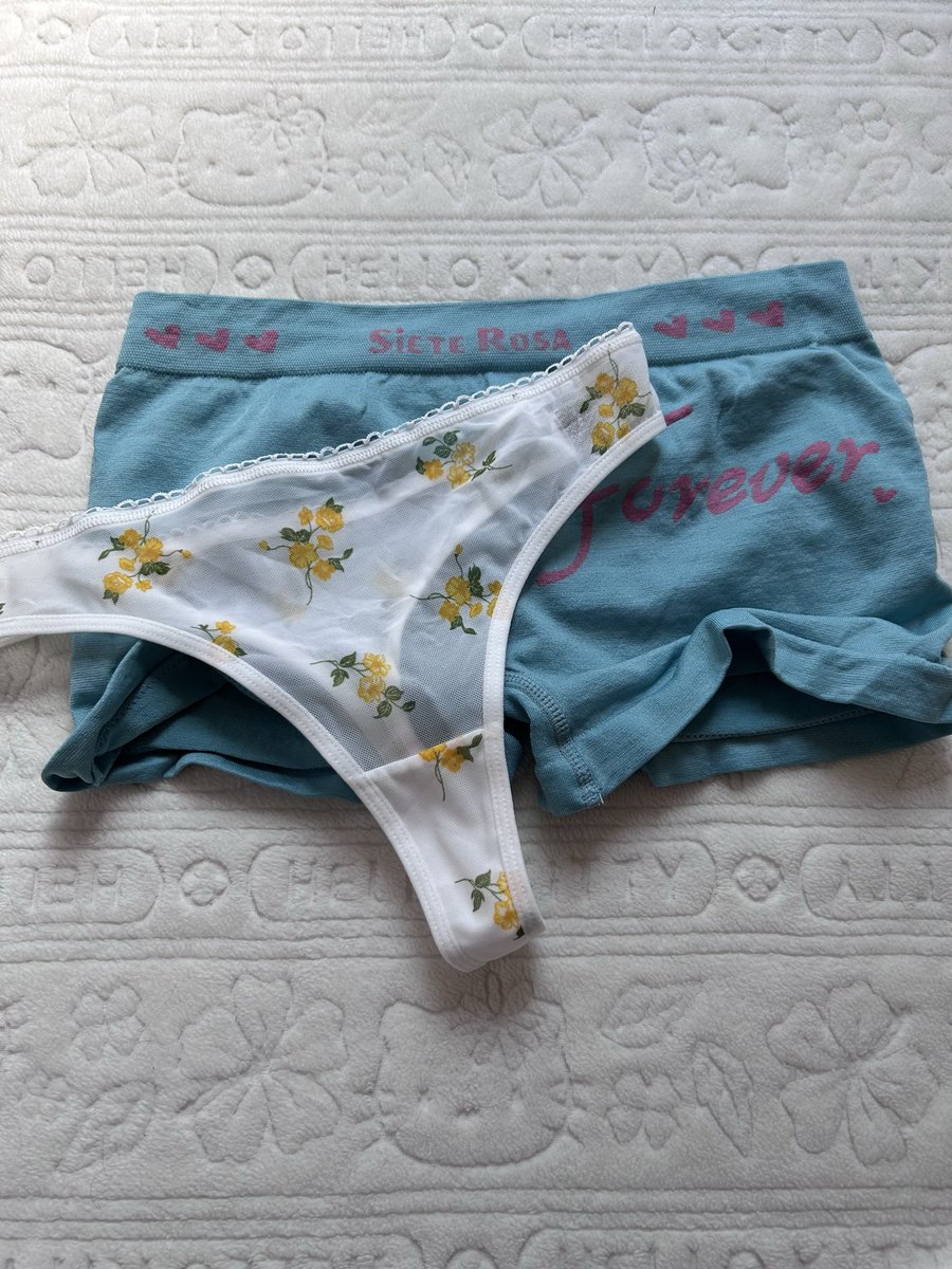 Xn3Ad's tweet photo. 1日着用💕
買ってくれないかな〜 https://t.co/LjXD2vPuQR