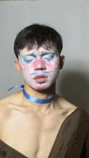 akng_tajanan's tweet photo. don’t get frostbite! https://t.co/x92TU3NGRU