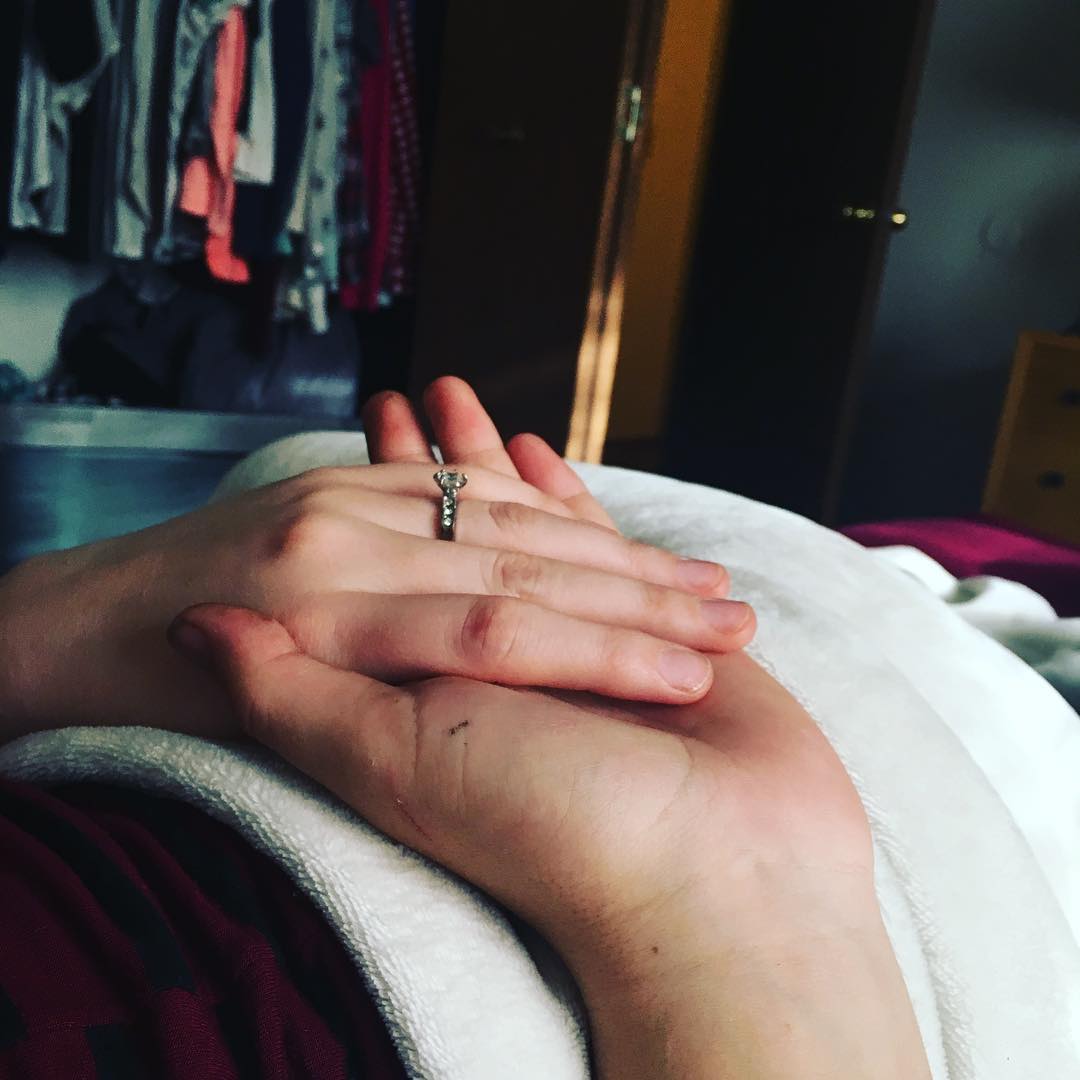 LeolaColone's tweet photo. She said yes on 11/24/16. https://t.co/bbAF6ZiaRc