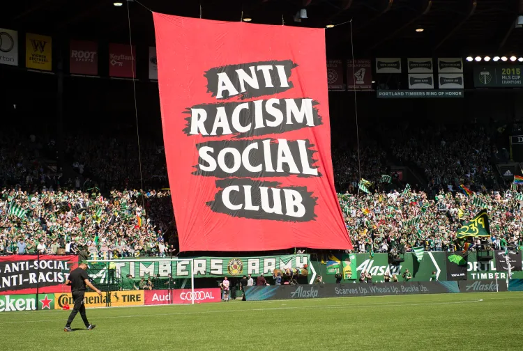 ANTIFASPOR's tweet photo. #ANTIFASPOR https://t.co/41lz5ZLU9X