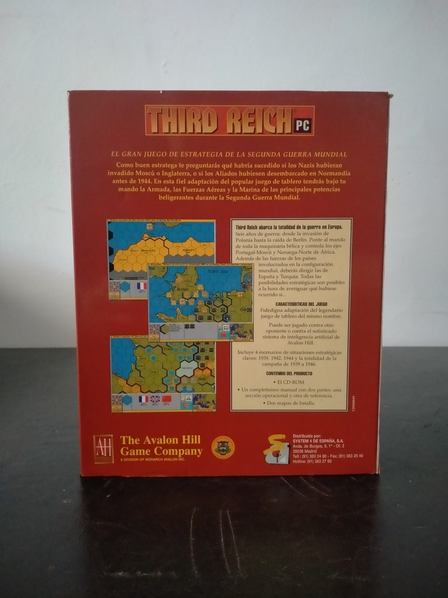 pcgamearchive's tweet photo. Third Reich en PC resume una época en una sola frase: juego en inglés, manual en castellano.

System 4 distribuyó en España este wargame de Avalon Hill en CD-ROM, cuando entender el manual podía ser tan importante como dominar el mapa.

#pcgamearchive #bigbox #wargame https://t.co/szllRZwjBJ
