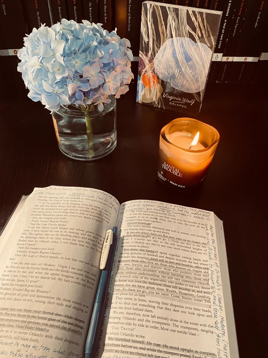 Peacefulness1L's tweet photo. Studying really makes me lose track of time! https://t.co/DPra60B9UT