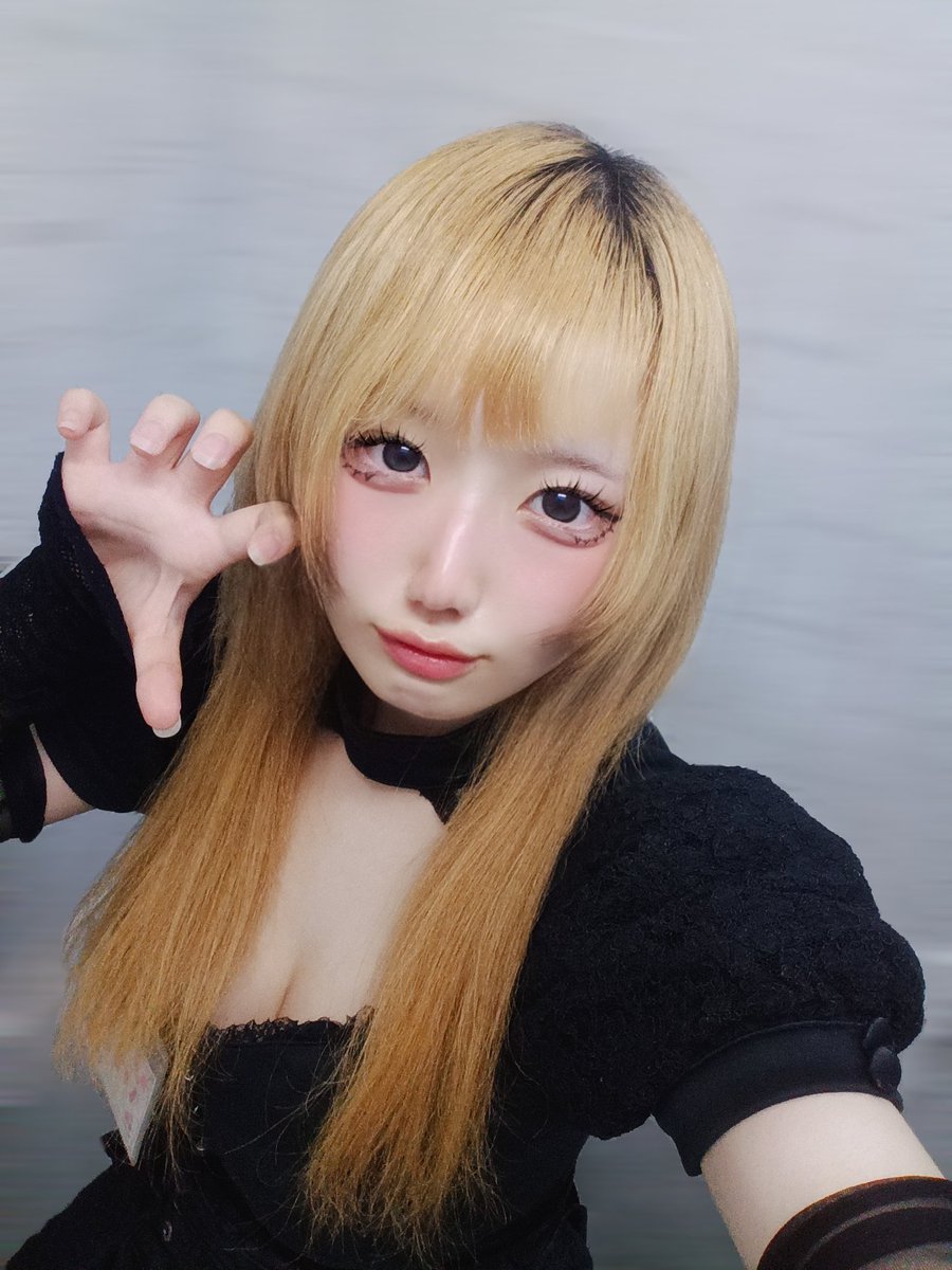 itigochan_bow's tweet photo. おきゅうしてます
 #自撮り界隈  #コンカフェ嬢 https://t.co/7igfklIQ9l