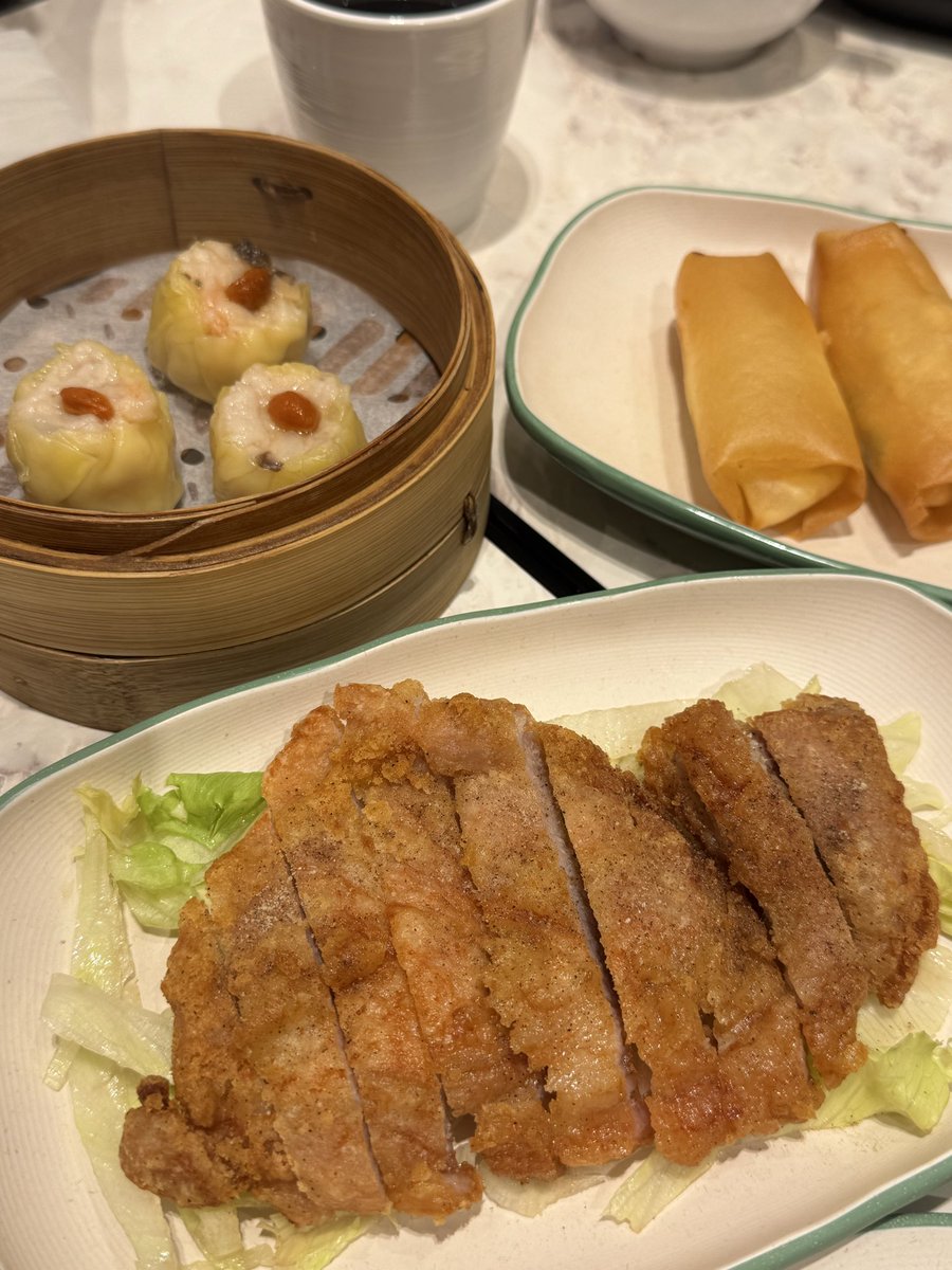 bbbbboy_mm's tweet photo. ティムホーワンのららぽーと東京ベイ限定で食べ放題実地してるって目にして、ようやく足を運び幸せな時間へ😋
チャーシューバオ食べ放なのえげつかった✌️ https://t.co/9zd1muil3V
