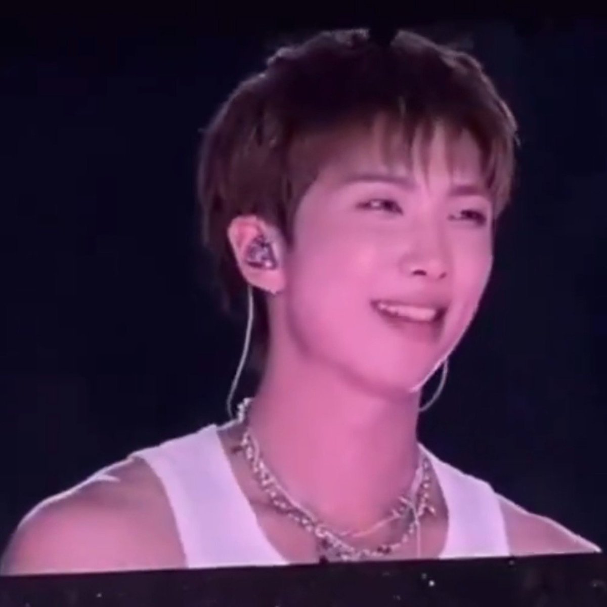 vjoonism's tweet photo. you erode all my edges and turned me into love https://t.co/podb2CpPXN