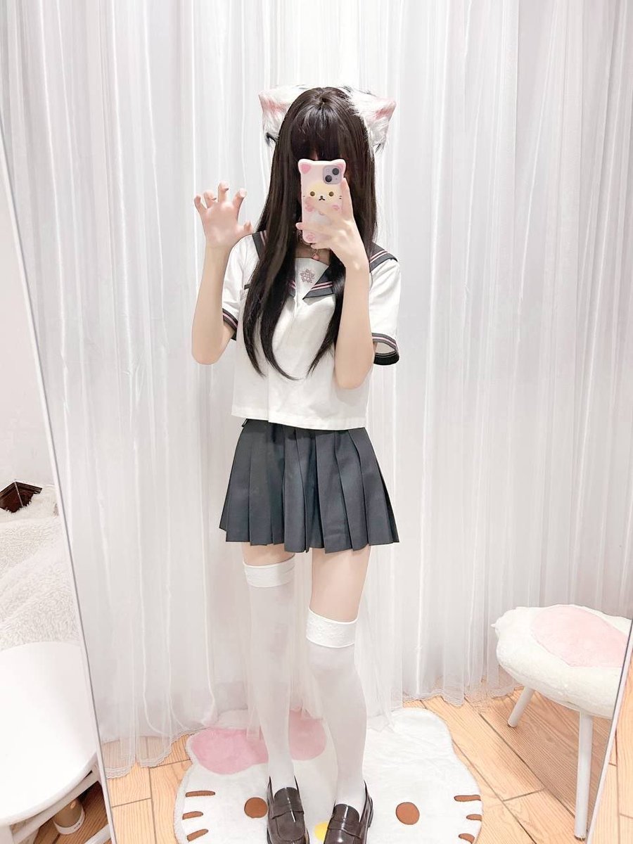 aris0348's tweet photo. #反差 #萝莉 
想出点图视频买皮肤qwq https://t.co/89TMAbJ74O